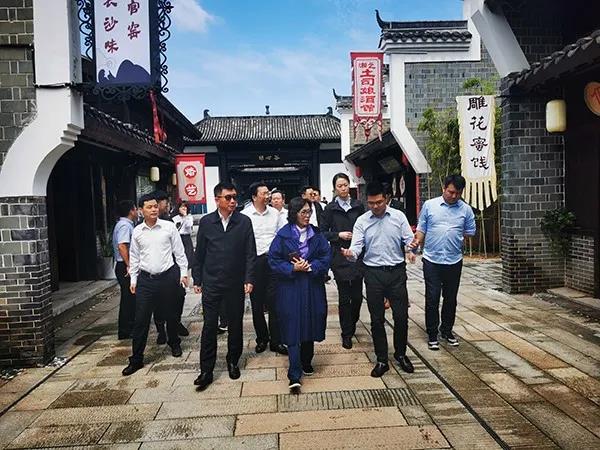 <b>贺黎明蓝军赴长沙市望城区考察交流</b>